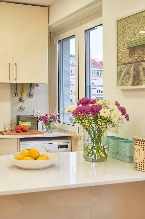 Light Apartment With Amazing Balcony, By Timecooler Lisboa Exterior foto